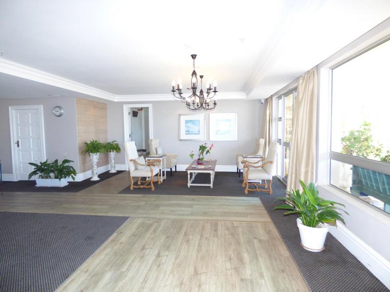 1 Bedroom Property for Sale in Mouille Point Western Cape